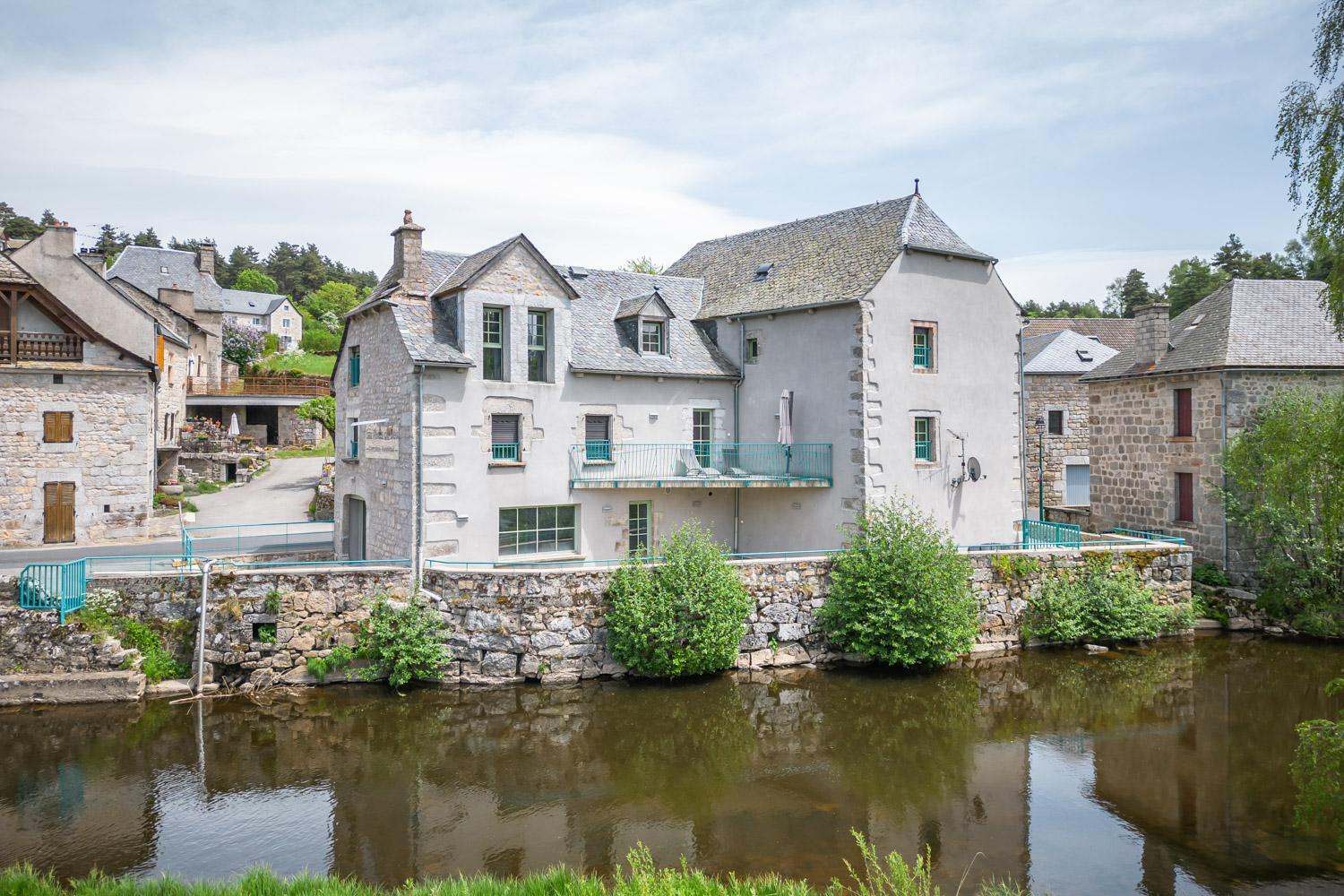 Résidence Les Rives Du Bès Saint-Juéry Esterno foto